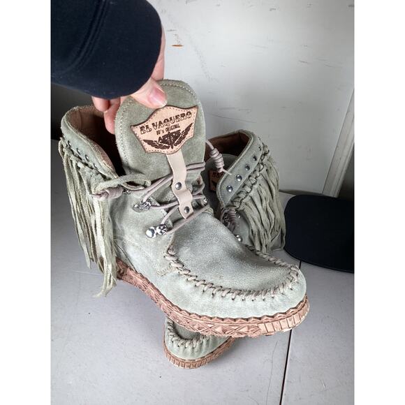 El Vaquero Arya Silverstone Ghost Wedge Moccasin Boots - Picture 1 of 5